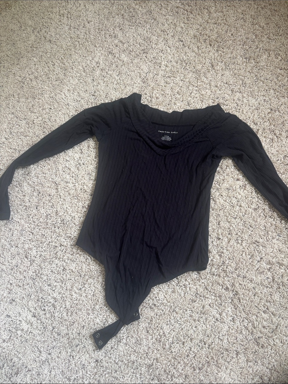 American Eagle Outfitters Black Ribbed Long-Sleeve V-Neck Bodysuit